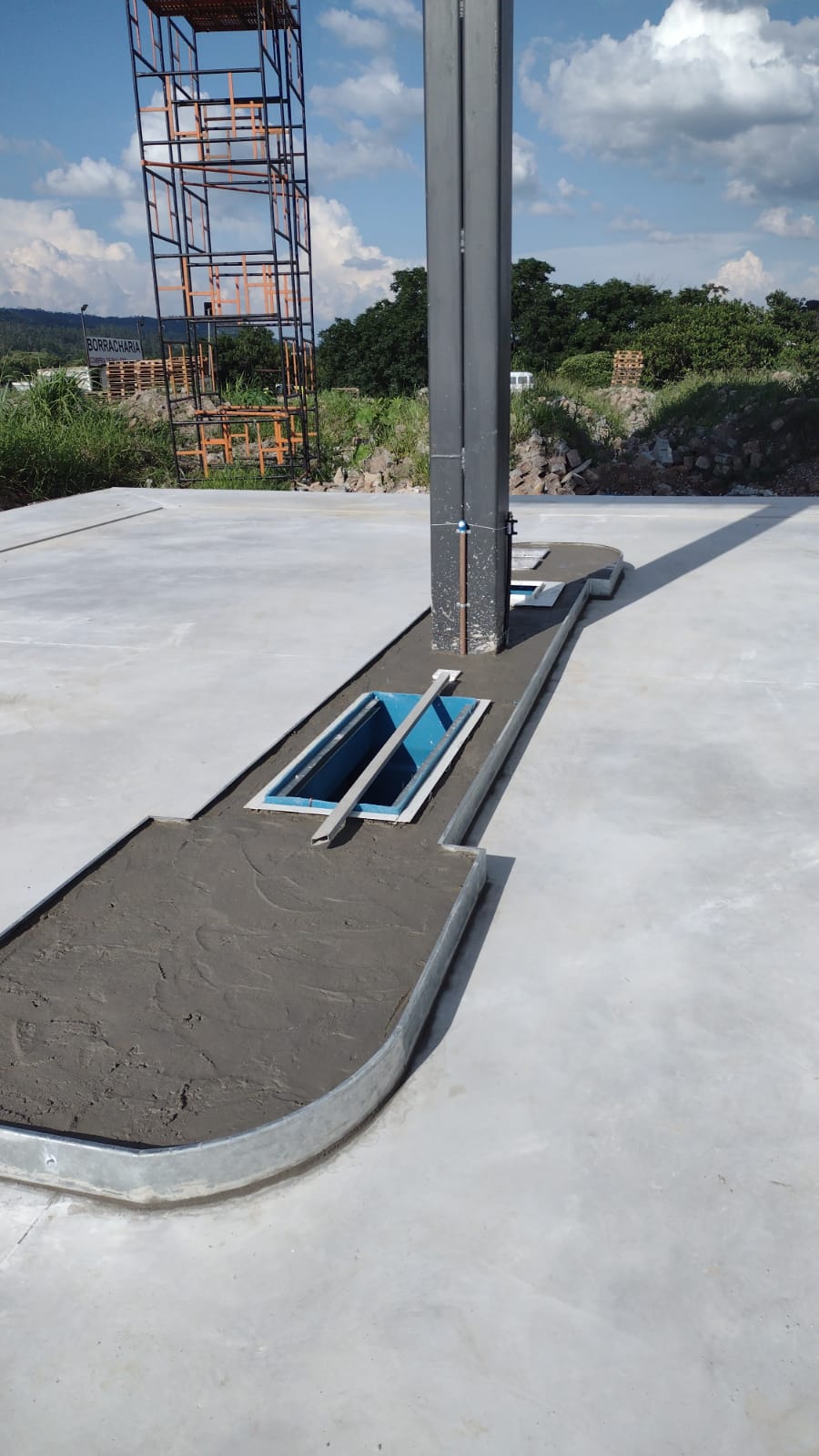 Concretagem de pista